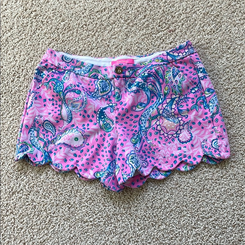 Lilly Pulitzer Pink Paisley Scalloped Shorts